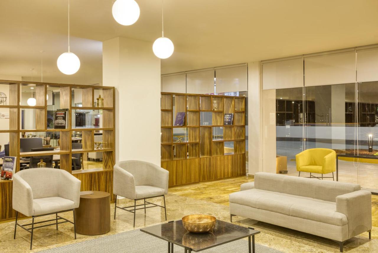 Fiesta Inn Guadalajara Periferico Poniente Zapopan Zewnętrze zdjęcie