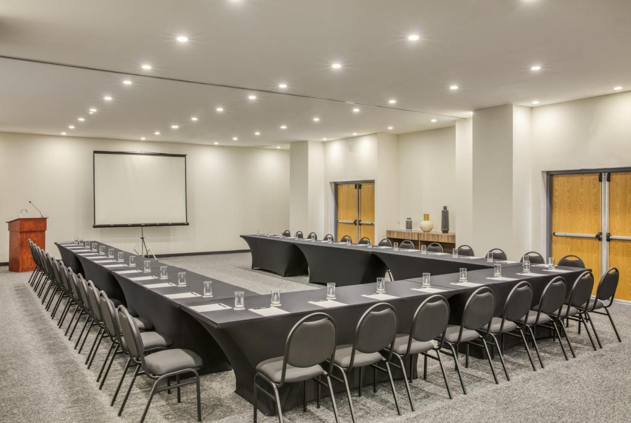 Fiesta Inn Guadalajara Periferico Poniente Zapopan Zewnętrze zdjęcie